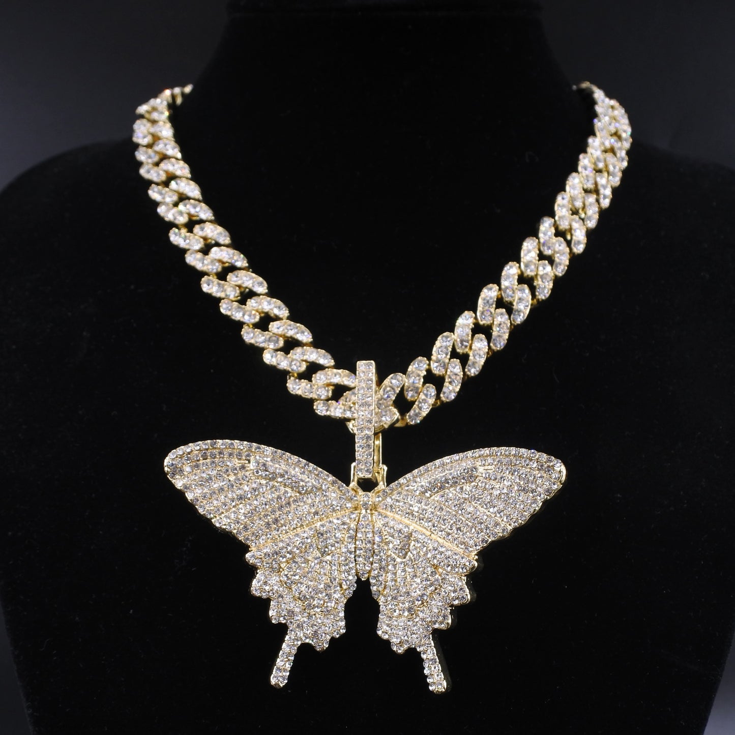 Butterfly Cuban Chain